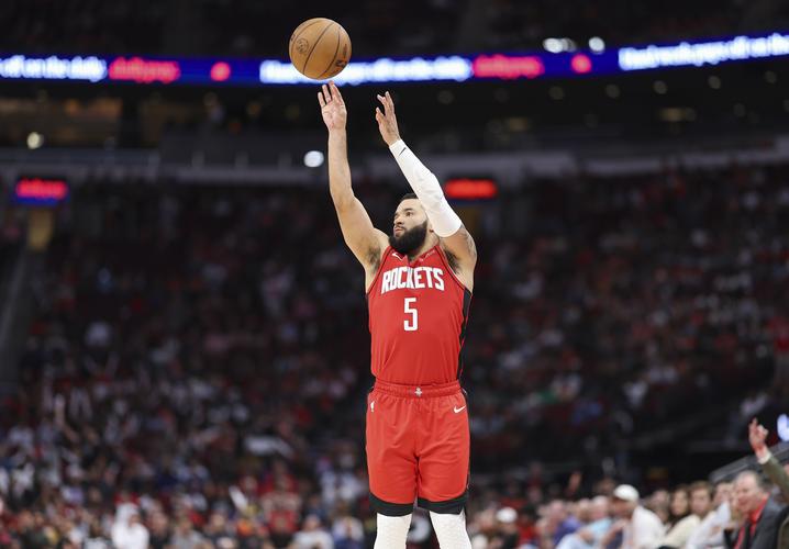 5月3日NBA季后赛火箭胜勇士 范弗里特成取胜首功之臣