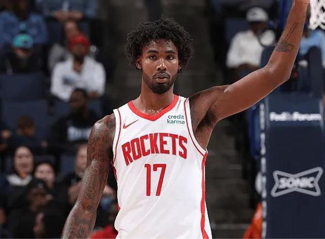 NBA 季后赛西部首轮 G6：火箭 115-107 胜勇士，范弗利特等三人表现出色