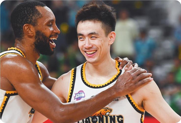 辽宁男篮出局！凯尔弗格助力球队夺冠及三连冠历程回顾
