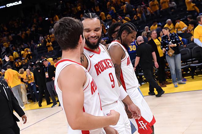 NBA季后赛火箭胜勇士扳平总比分，狄龙-布鲁克斯表现欠佳