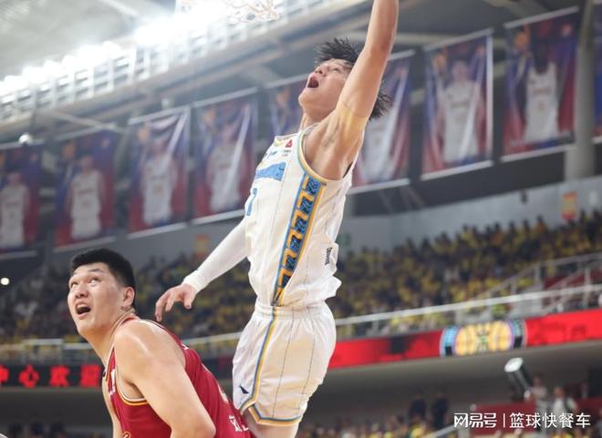 CBA 半决赛罚单来袭：北京队主场受罚，系列赛过程激烈