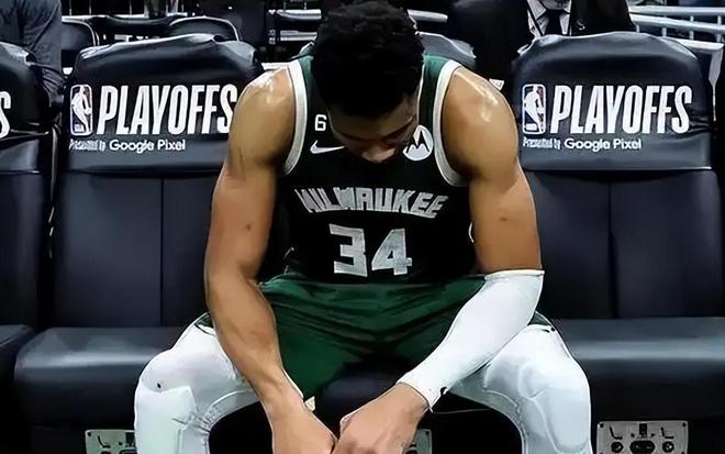 NBA东部首轮雄鹿惨败，APHOOPS模拟快船6换1交易字母哥改写格局