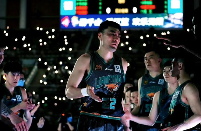 CBA 总决赛前夕辽宁男篮传来多消息，锋线王牌丛明晨因伤退役