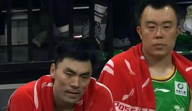 无缘4连冠杨鸣甩锅遭质疑！辽篮今年输球他难辞其咎？
