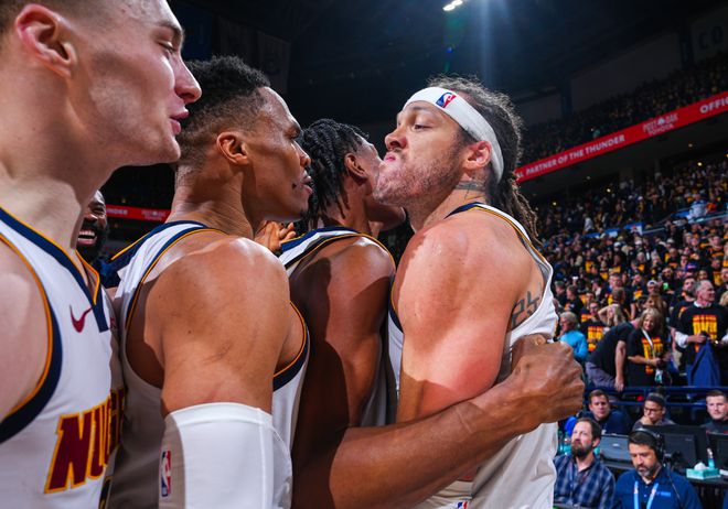 NBA 季后赛首轮结束后：分区半决赛意外频出，多队动态更新