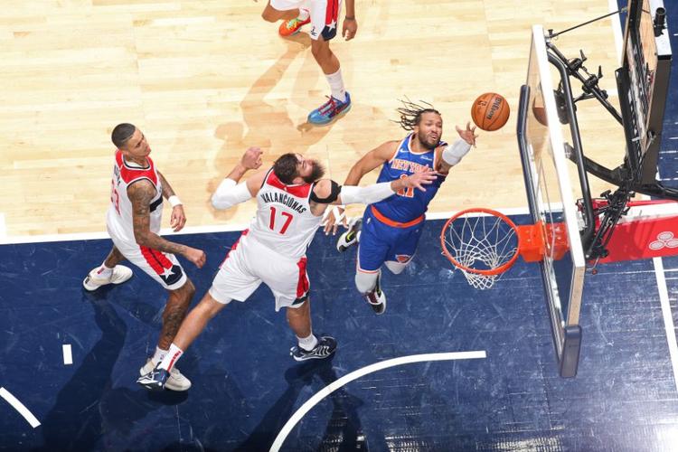 5月6日NBA季后赛：尼克斯逆转凯尔特人，布伦森阿奴诺比闪耀