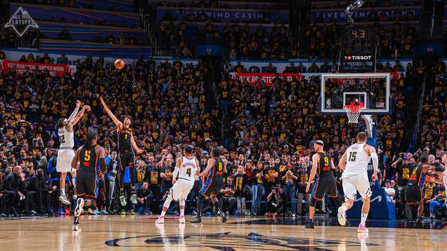NBA 季后赛半决赛 G1：掘金 121-119 逆转雷霆，大比分 1-0 领先