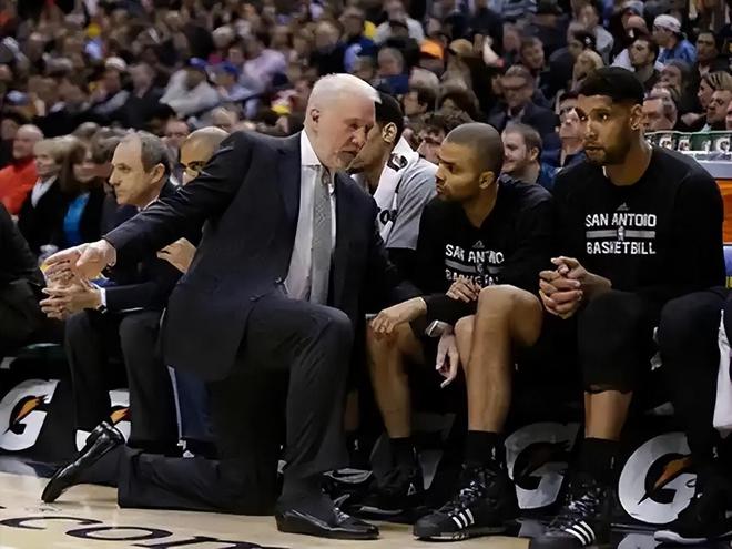 24-25赛季NBA季后赛激战中，波波维奇卸任引杨毅力挺为最伟大教练