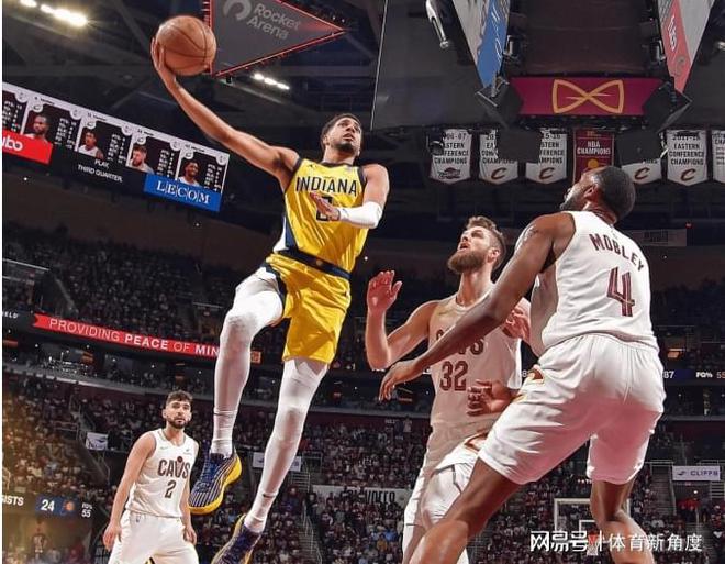 NBA 季后赛次轮首战：八强赛况突变，三场以下克上冲击夺冠赔率榜