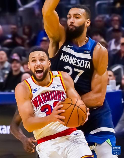 NBA季后赛第二轮勇士与森林狼对决，勇士或先下一城的三大原因