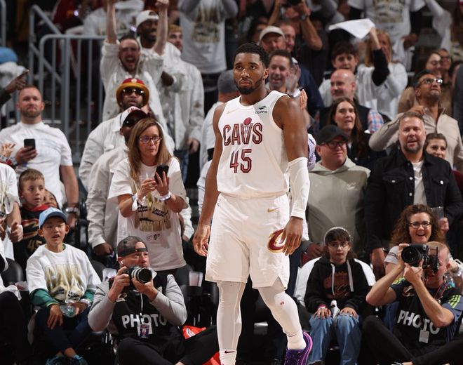 NBA 分区半决赛 G2：骑士主场再负步行者，冲冠目标基本破灭