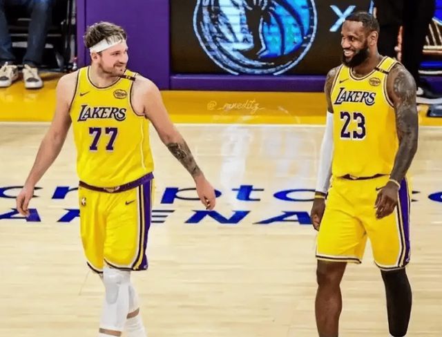 NBA 季后赛东西部剧本不同，湖人防守暴露大问题引热议