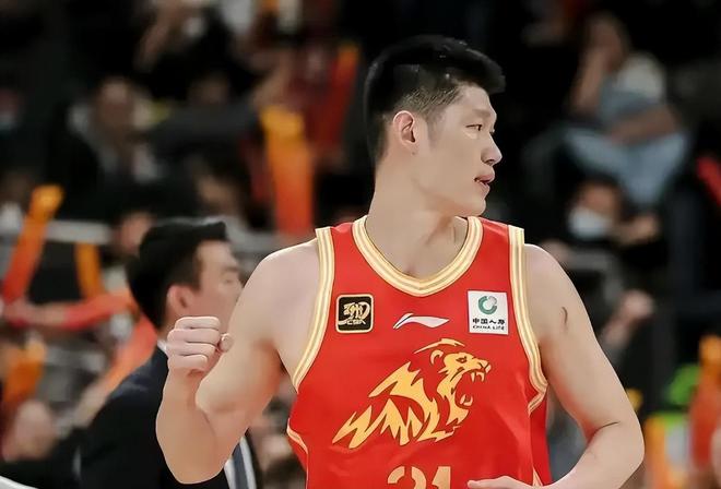 CBA 季后赛首轮 G1 广厦男篮主场失利，胡金秋发声三点原因剖析