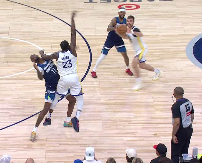 NBA季后赛5月9日：缺库里勇士客场再战森林狼，首节仅得15分