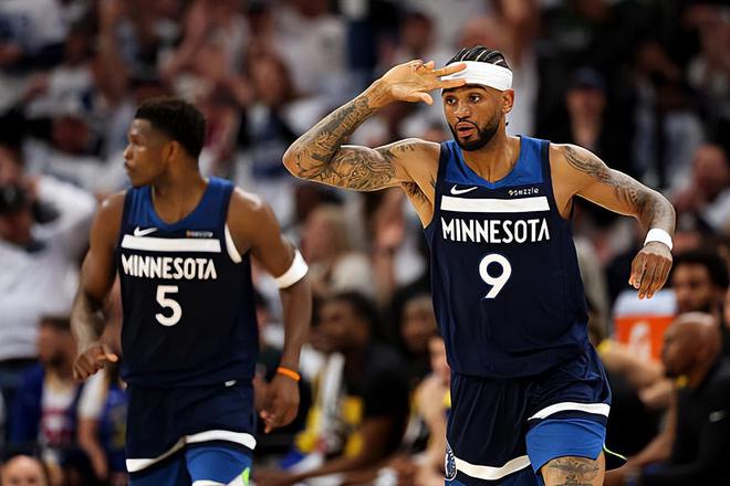 NBA 季后赛森林狼胜勇士扳平总比分，沃克爆发砍下 20 分