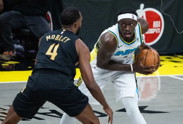 5月10日NBA季后赛东部焦点战：骑士胜步行者，大比分1比2悬念仍存