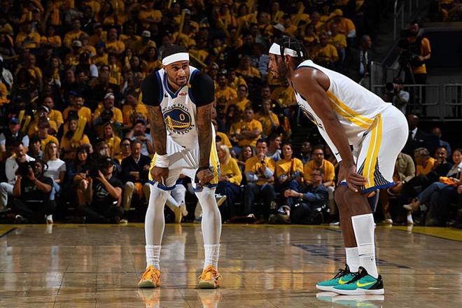 NBA西部半决赛：森林狼两连胜占优，勇士小佩顿表现糟糕