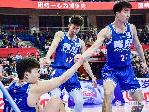 青岛男篮虽败犹荣，山东球迷无需羡慕，CBA季后赛精彩回顾