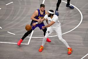 NBA球员对卢卡-东契奇交易震惊反应大揭秘：150名球员真实看法曝光