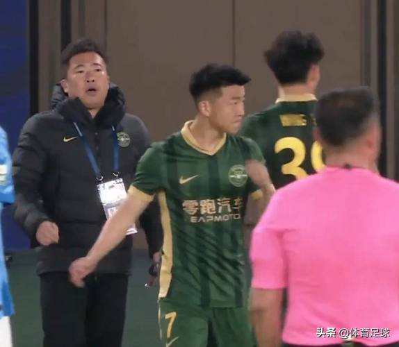 深圳新鹏城迎战大连英博 拉坦齐奥强调球迷重要性并介绍埃杜-加西亚伤情
