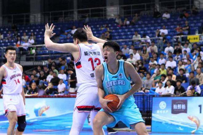 青岛19岁中锋杨瀚森宣布参加NBA选秀，中国篮球9年后再迎破冰希望