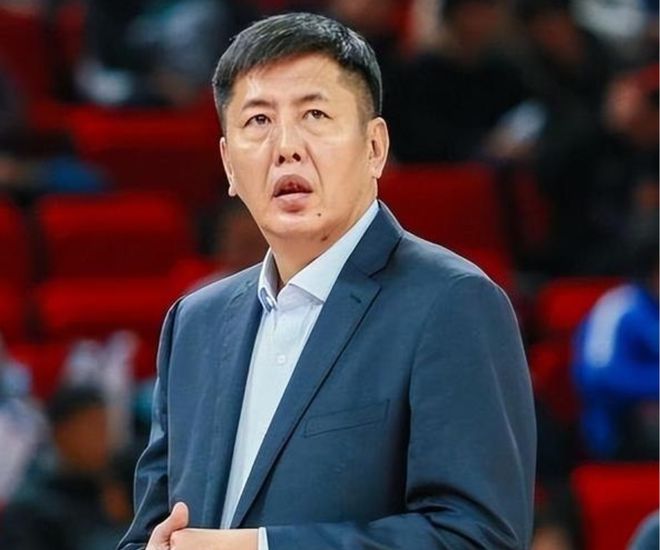CBA季后赛四强出炉，浙江队教练组确定丁伟继续带队备战夏训