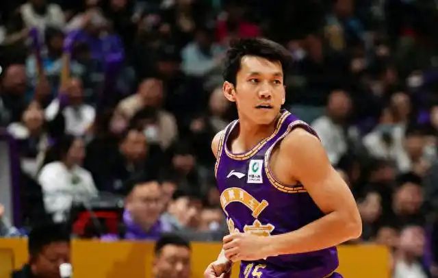 2023年CBA选秀大会北控男篮选中草根选手矣进宏的职业生涯回顾与展望