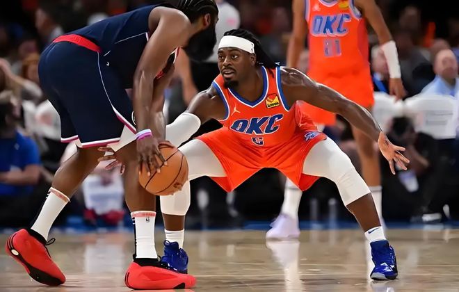 NBA季后赛球星重伤频发：巴特勒莫兰特碰撞成疑，火箭勇士防守对决引关注
