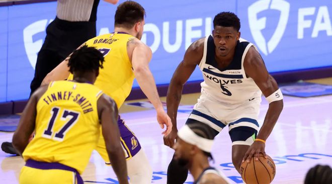 NBA季后赛G3前瞻：森林狼主场迎战湖人，关键一战谁能笑到最后？