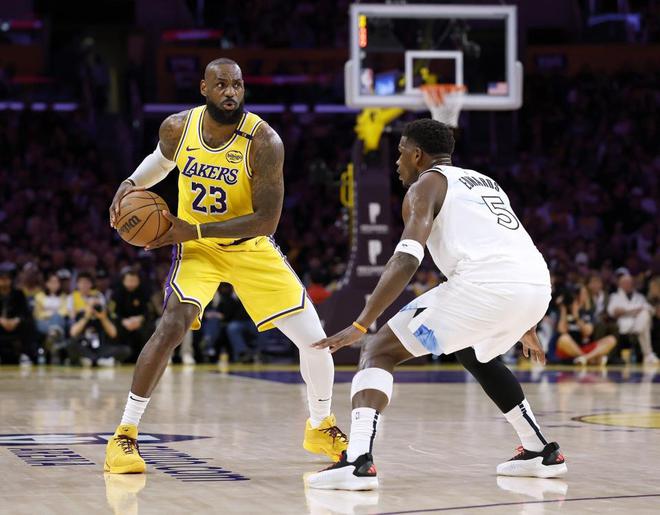 NBA季后赛西部首轮G3湖人溃败 防守漏洞致1-2落后森林狼