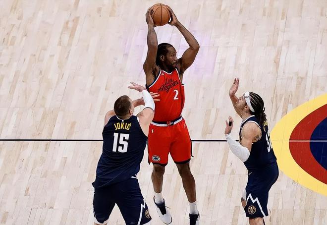 NBA季后赛快船2-1领先掘金 伦纳德哈登状态火热冲击赛点