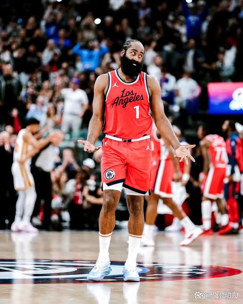 NBA季后赛快船2-1领先掘金 伦纳德哈登状态火热冲击赛点