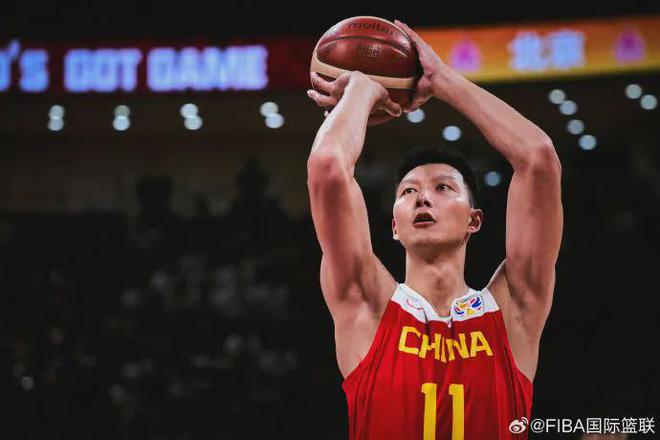 杨瀚森获NBA选秀资格，青岛队全力支持，模拟选秀预测次轮中选