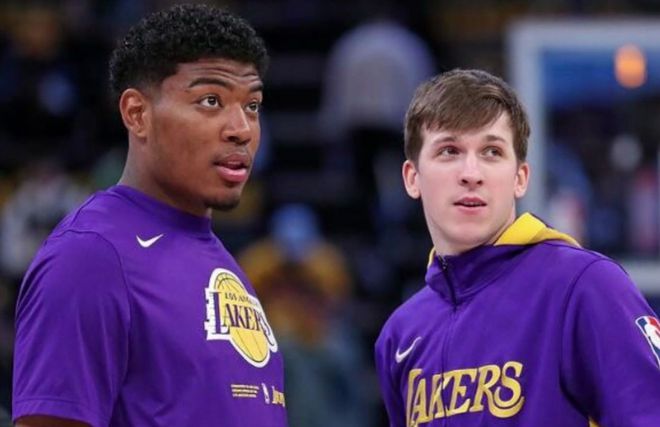 NBA球星季后赛表现分析：哈登与恩比德的常规赛与季后赛对比