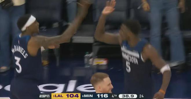NBA季后赛湖人vs森林狼：上线挡拆战术如何破解戈贝尔防守？