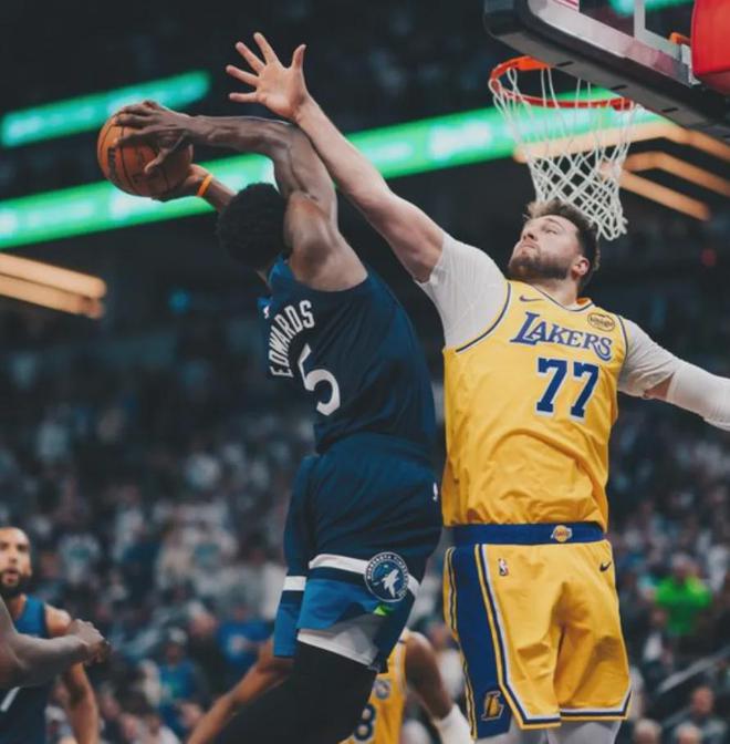 NBA季后赛湖人vs森林狼：上线挡拆战术如何破解戈贝尔防守？