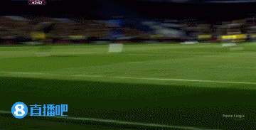 英超第34轮切尔西1-0埃弗顿，杰克逊破门终结13场球荒，蓝军升至积分榜第4