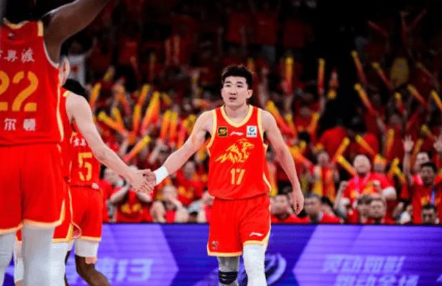 CBA季后赛半决赛：浙江广厦主场大胜辽宁男篮，赵继伟半场0分表现低迷