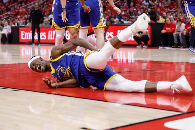 雷霆3-0领先灰熊，多尔特致莫兰特伤退，巴特勒出战成疑能否改变火箭勇士战局？