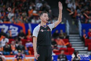 CBA半决赛广厦109-90胜辽宁 媒体人点评吹罚争议与比赛强度
