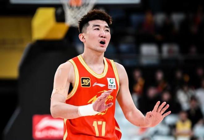 CBA季后赛半决赛：浙江广厦主场109-90大胜辽宁，孙铭徽崴脚伤退