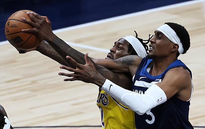 NBA季后赛森林狼主场胜湖人2-1领先 范德比尔特表现亮点