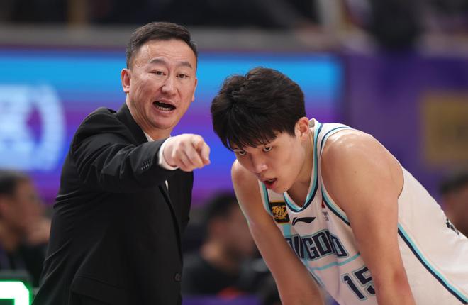 杨瀚森谈NBA选秀三大契机：休整后赴美闭关修炼，提升登陆NBA几率