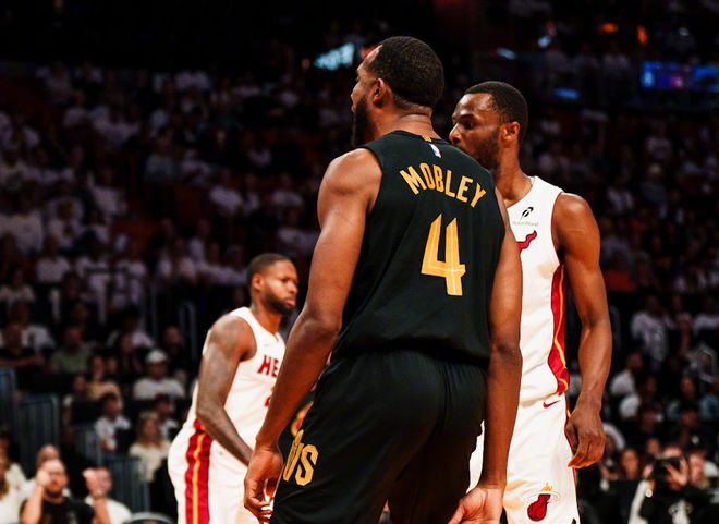 NBA季后赛前瞻：骑士97.8%概率晋级 热火或今夏全力追求杜兰特