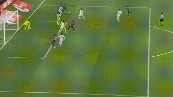巴萨3-2逆转绝杀皇马夺得国王杯冠军 皇马本赛季或四大皆空