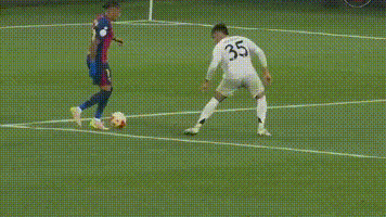 巴萨3-2逆转绝杀皇马夺得国王杯冠军 皇马本赛季或四大皆空