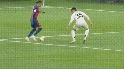 巴萨3-2逆转皇马夺国王杯冠军 弗里克3胜银河战舰成超级克星