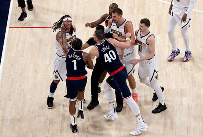 NBA季后赛快船vs掘金G4：冲突频发+20分逆转未果 掘金101-99绝杀快船