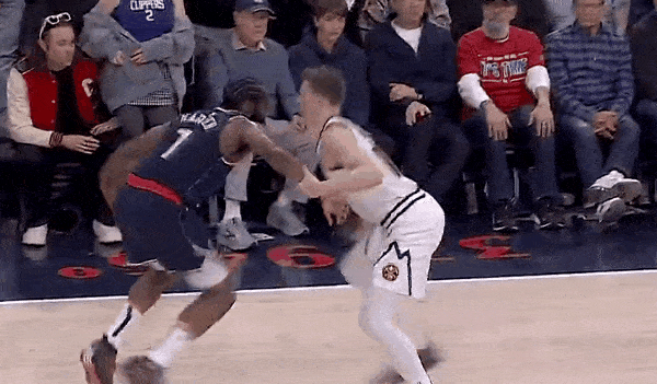 快船掘金G4戈登扣篮绝杀，天王山之战引爆NBA季后赛