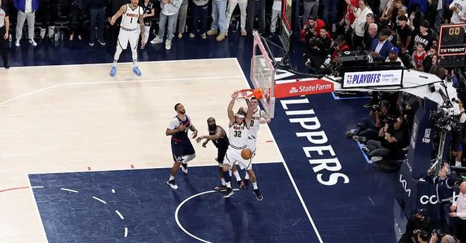 NBA季后赛G4阿隆・戈登0.1秒补扣绝杀 掘金101-99险胜快船扳平大比分